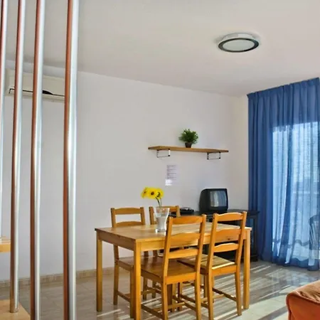 Bon Sol Apartment *